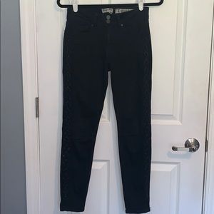 ☀️Indigo Rein Skinny Laced Black Jeans